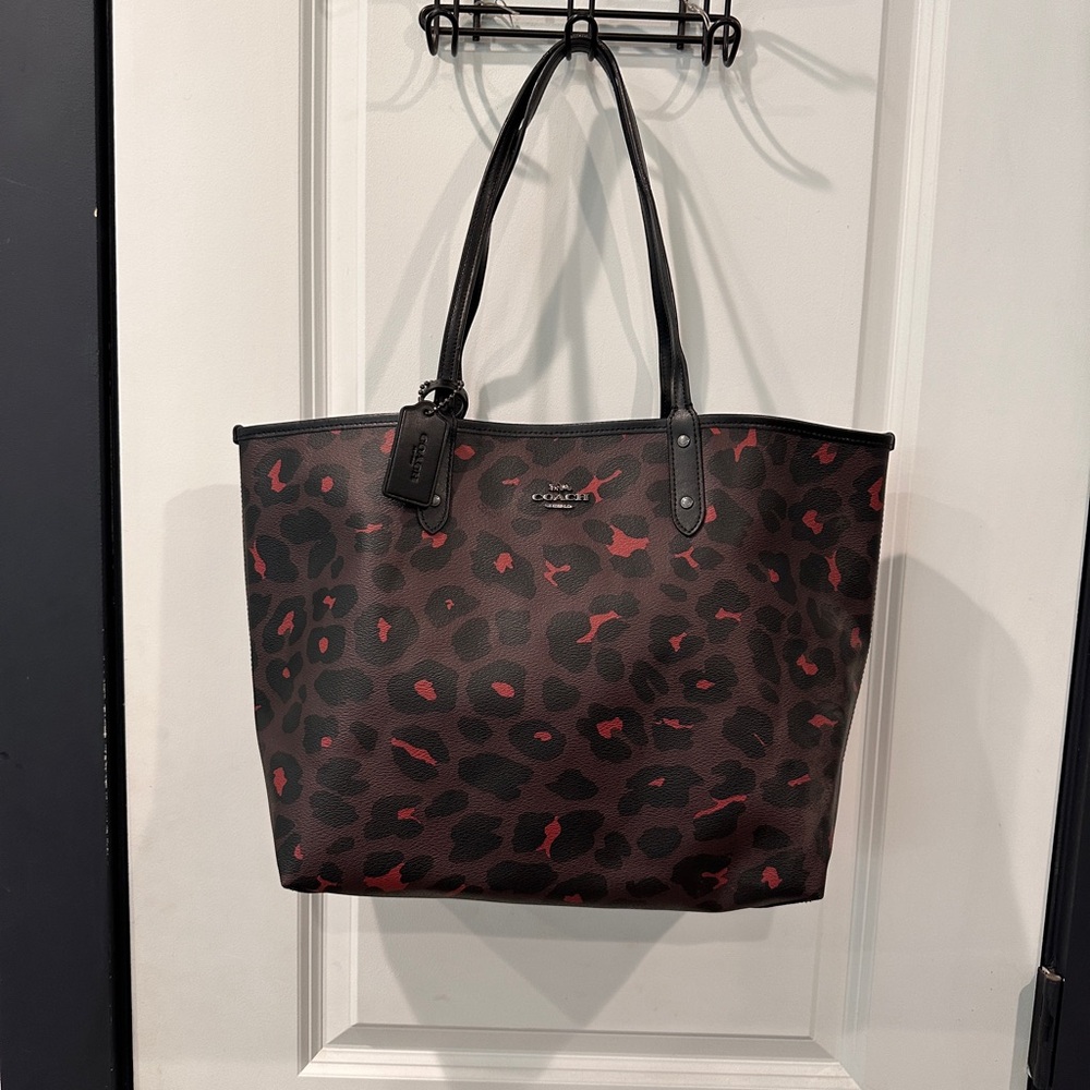 Coach City Tote Pink/Purple Leopard Print
